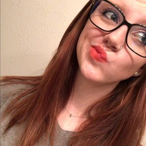 Meet your Posher, Jijillian